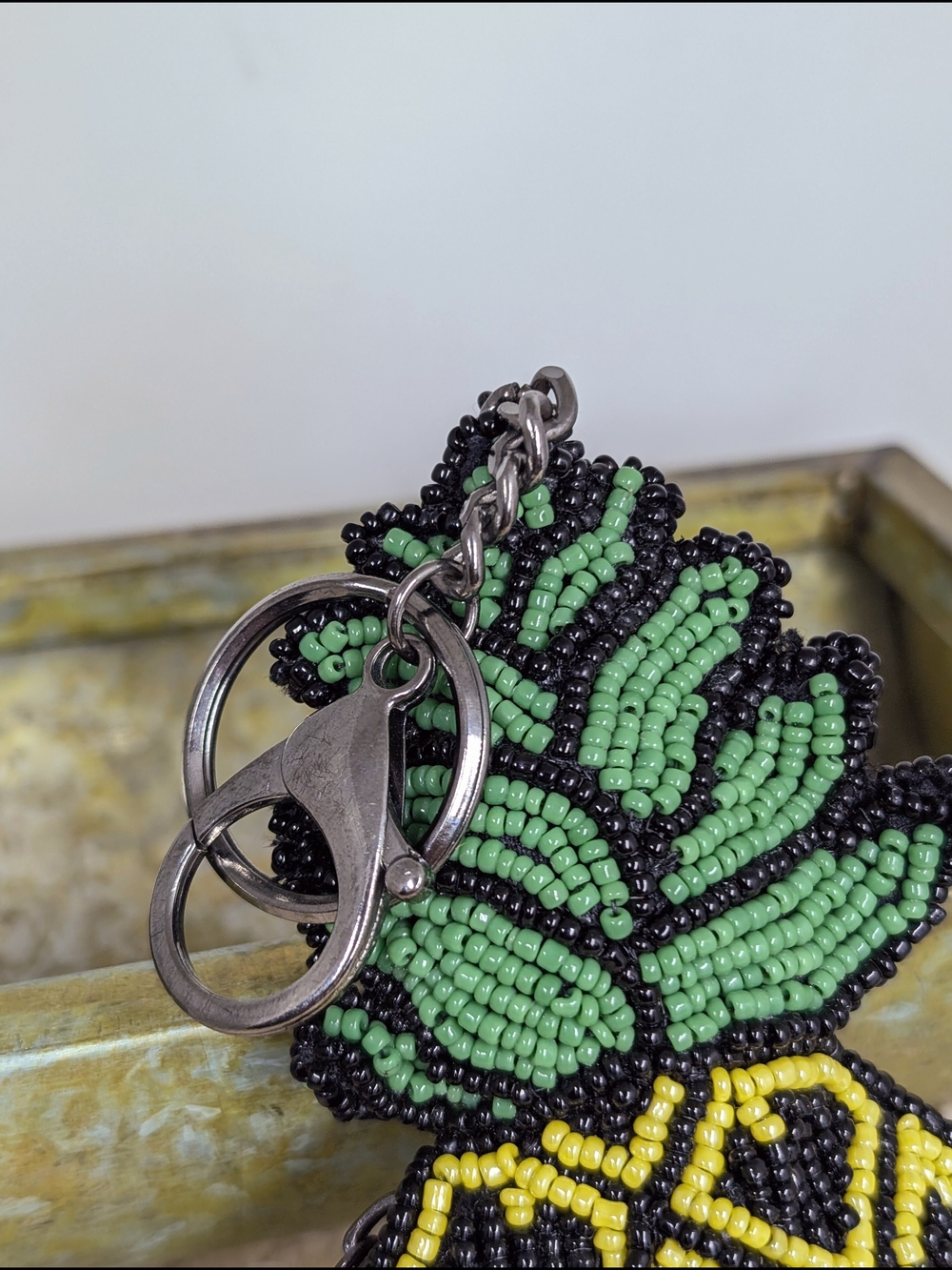 Mary Frances Hand Beaded Pineapple Keychain Wallet Summer Tropical Beach Mermaid - Picture 6 of 12